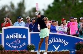 La estadounidense Nelly Korda, medallista dorada olímpica en 2020, lidera la clasificación mundial de golf.