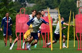 Movilización del plantel del Inter de Milán, previo al encuentro de este miércoles ante el River Plate de Argentina.