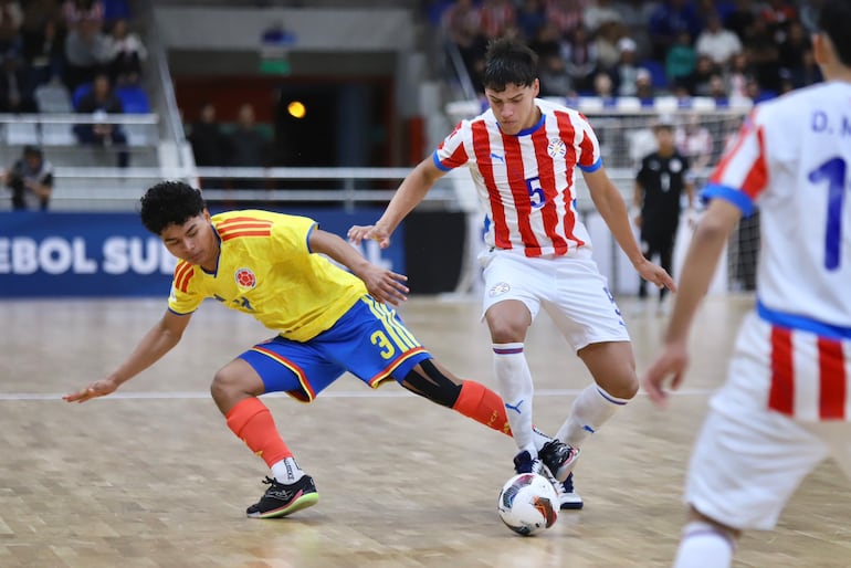 Colombianos y paraguayos se repartieron los puntos en la segunda fecha, el domingo pasado. Este miércoles, los albirrojos enfrentarán a los chilenos.