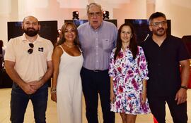 Ángel Almada, Marithe Llamosas, Francisco Sanfurgo, Melina Bogado y Leonardo Calvete.