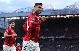 El brasileño Casemiro, que abandonará los Red Devils al final de su contrato esta temporada, abrió el marcador para el Manchester United.