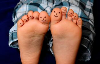 La evaluación de la pisada permite determinar el grado de pies planos, pies cavos, pies talos, pies equinos, pies con antepié supinado o pronado entre otras anomalías en la pisada.