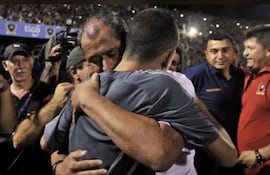 Francisco “Chiqui” Arce, cuando dirigía Cerro Porteño.