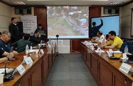 Entidades dependientes del Ministerio de Salud realizaron un sumulacro enfocado en la atención de emergencias por inundaciones.