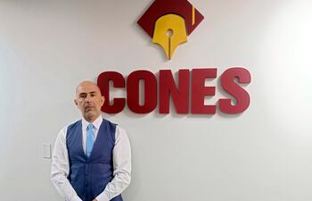 El Abg. Christian Acevedo en la sesión del CONES del día 18 de febrero pasado.