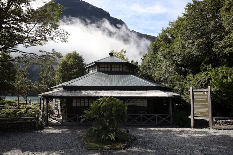 Centro Visitantes Parque Nacional Pumalín Douglas Tompkins.