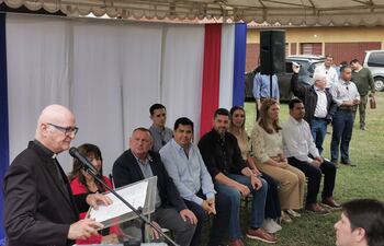 Momento de la habilitación de la casa de reposo para ancianos en el predio de la escuela agraria San Isidro Labrador en la ciudad de Pilar.