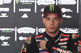 Marco Bezzecchi, piloto italiano de 27 años, fue suspendido y no estará presente mañana en la carrera principal.