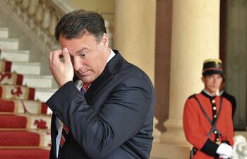 Ramón Jiménez Gaona, exministro de Obras Públicas y Comunicaciones, procesado por lesión de confianza.