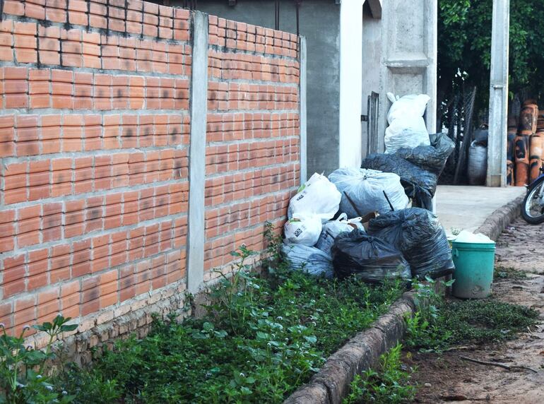Quejas en Carapeguá por acumulación de basura