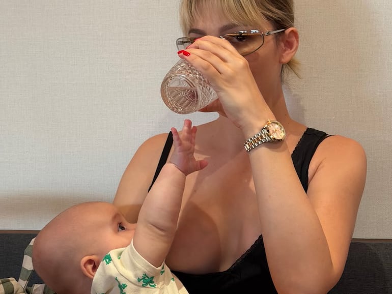 Dante y mamá Úrsula Corberó. (Instagram/Úrsula Corberó)