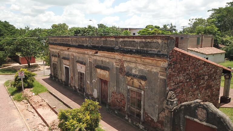 La casa natal de Agustín Pío Barrios, Mangoré, en San Juan Bautista hoy es la Casa Museo Mangoré. 
