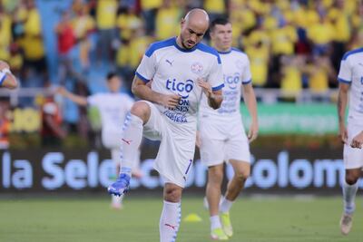 Carlos González será titular en Paraguay.