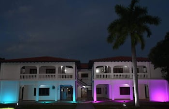 Edificio colonial de la Gobernación de Alto Paraguay en Fuerte Olimpo