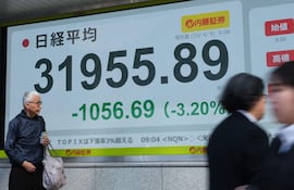 Bolsas asiáticas acusan el golpe de la guerra arancelaria EE.UU.-China.
