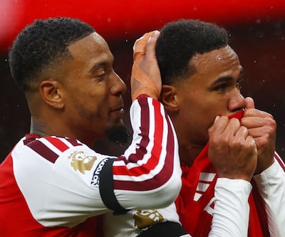 Festejo de uno de los goles del Arsenal, en la victoria por 2-0 sobre el Arsenal.