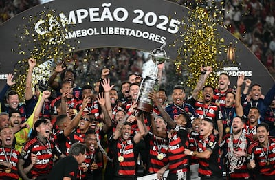 Flamengo, vigente monarca de la Copa Libertadores, compite con cuatro europeos por el Balón de Oro al mejor club 2026.