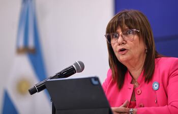 Bullrich deja el Ministerio de Seguridad de Argentina para asumir como senadora nacional