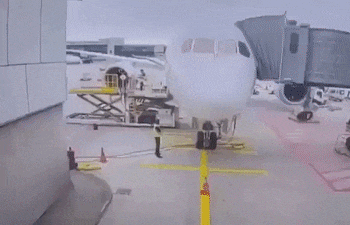 Avión de Lufthansa se “inclina” en Fráncfort y deja varios heridos.
