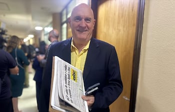 El senador Walter Kobilansky señaló que no hay que entrar en la locura, asegurando que esta situación no se trata de una crisis financiera.