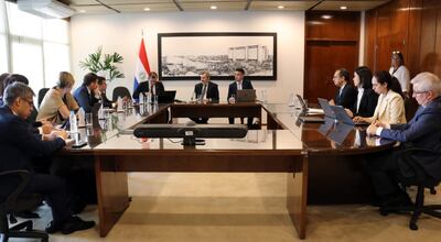 Reunión realizada la semana pasada entre las principales autoridades del BCP y del MEF con la misión técnica del FMI (foto del BCP).