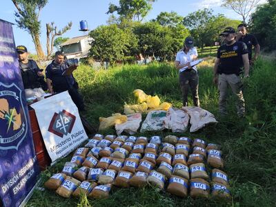 Buscaban a presunto abigeo y hallaron 53 kg de marihuana en Encarnación