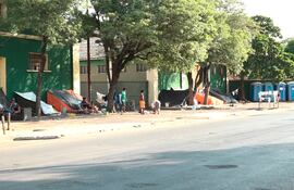 Comunidades indígenas siguen apostadas frente al Indi.