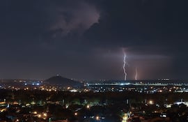 Imagen ilustrativa: tormenta eléctrica sobre el territorio nacional.
