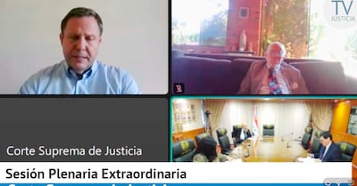 Sesión extraordinaria de la Corte Suprema de Justicia realizada hoy, donde se resolvió la suspensión de la matrícula de una abogada acusada en el caso "mafia de los pagarés".