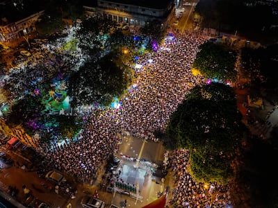 Miles de personas se reunieron para participar de la reapertura de la remodelada plaza Mariscal López de Santaní.