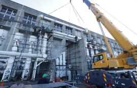 Pasaron más de 130 días del incendio de la U12 de la Central Hidroeléctrica Yacyretá y ayer se logró su puesta en servicio.