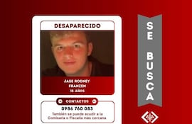 Cartel de búsqueda con foto de Jase Rodney Franzen, fondo rojo y texto en letras blancas, incluyendo información de contacto.
