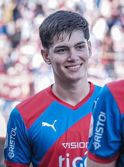 Lucas Quintana, titular en Cerro Porteño ante Tacuary.