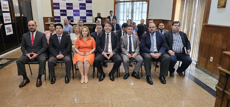 Rubén Galeano, María Lorena Segovia, Rodrigo Blanco, Oscar Paciello, Jorge Arturo Daniel, invitados al lanzamiento de formulario de acusación estándar del Jurado de Enjuiciamiento de Magistrados (JEM). 