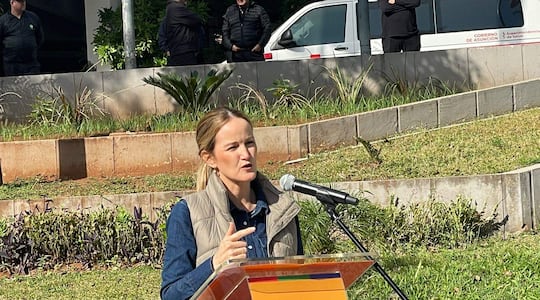 La intendentable Sole Núñez presentando soluciones estratégicas para recuperar la imágen de la ciudad de Asunción.