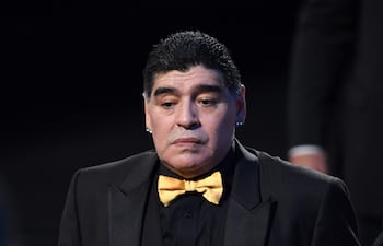 Imagen de archivo. El exfutbolista argentino Diego Maradona llega al sorteo de la final de la Copa Mundial de la FIFA 2018 en el Palacio Estatal del Kremlin en Moscú el 1 de diciembre de 2017.