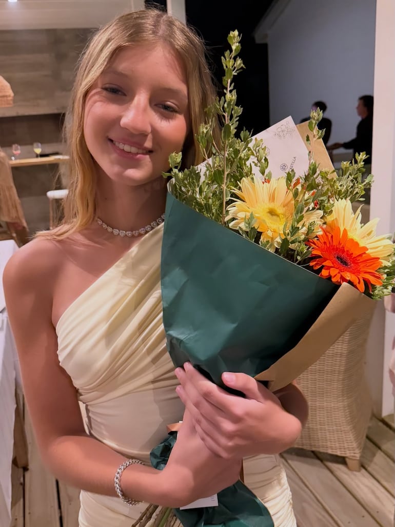 La bella quinceañera Allegra Cubero. (Instagram/Nicole Neumann)