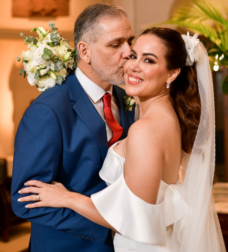 Enamorados Jorge Manuel Fracchia Casco y Rosa Acosta Riveros.