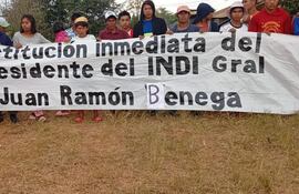 Los nativo exigen la destitución del presidente del Indi Juan Benegas.