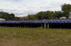 43 aspirantes a la Policía Nacional del Colegio de Policía “Sargento Ayudante José Merlo Saravia”, de Ñeembucú, presentan problemas por cuadros respiratorios y 3 con casos sospechosos de tuberculosis.
