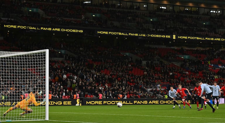 Uruguay empata en Wembley y España golea, rumbo al Mundial 2026