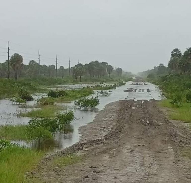 Debido a la falta de reparacion, las aguas inundaron las zonas bajas