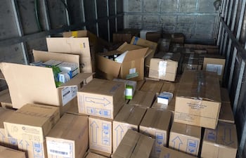 Lote de medicamentos e insumos entregados por el Ministerio de Salud.