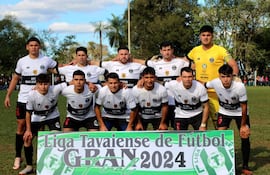 Los tricampeones de la Liga Tavaiense de Fútbol del distrito de Tava´i.