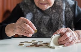 La pensión pasará de G. 724.000 a G. 761.000 mensuales para el año que viene según el ministro Tadeo Rojas. Foto: Gentileza Shutterstock