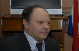 Óscar Vicente Scavone.