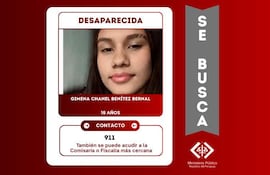 Cartel de búsqueda con foto de Gimena Chanel Benítez Bernal, 16 años, y detalles de contacto en fondo rojo.