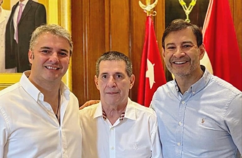 Marcos Benítez, Horacio Cartes y Silvio Ovelar.