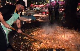 ¡La Comilona 2025 se viene con todo! Más de 100 sabores para ayudar y disfrutar mañana.
