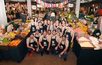 Más de 50 expositores forman parte hoy de la  familia del Agroshopping, quienes además emplean a varias personas.